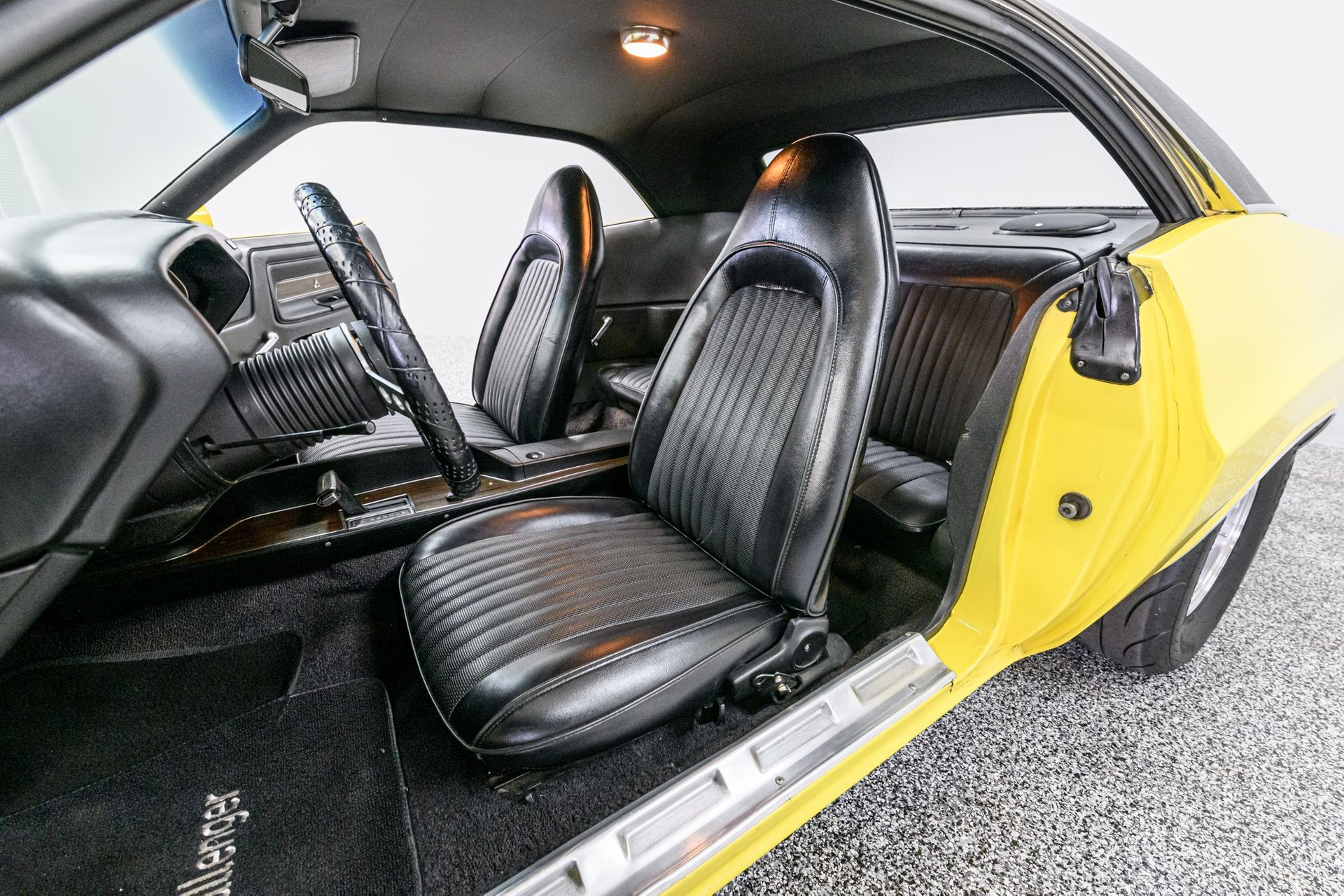 1973 Dodge Challenger - Image 11