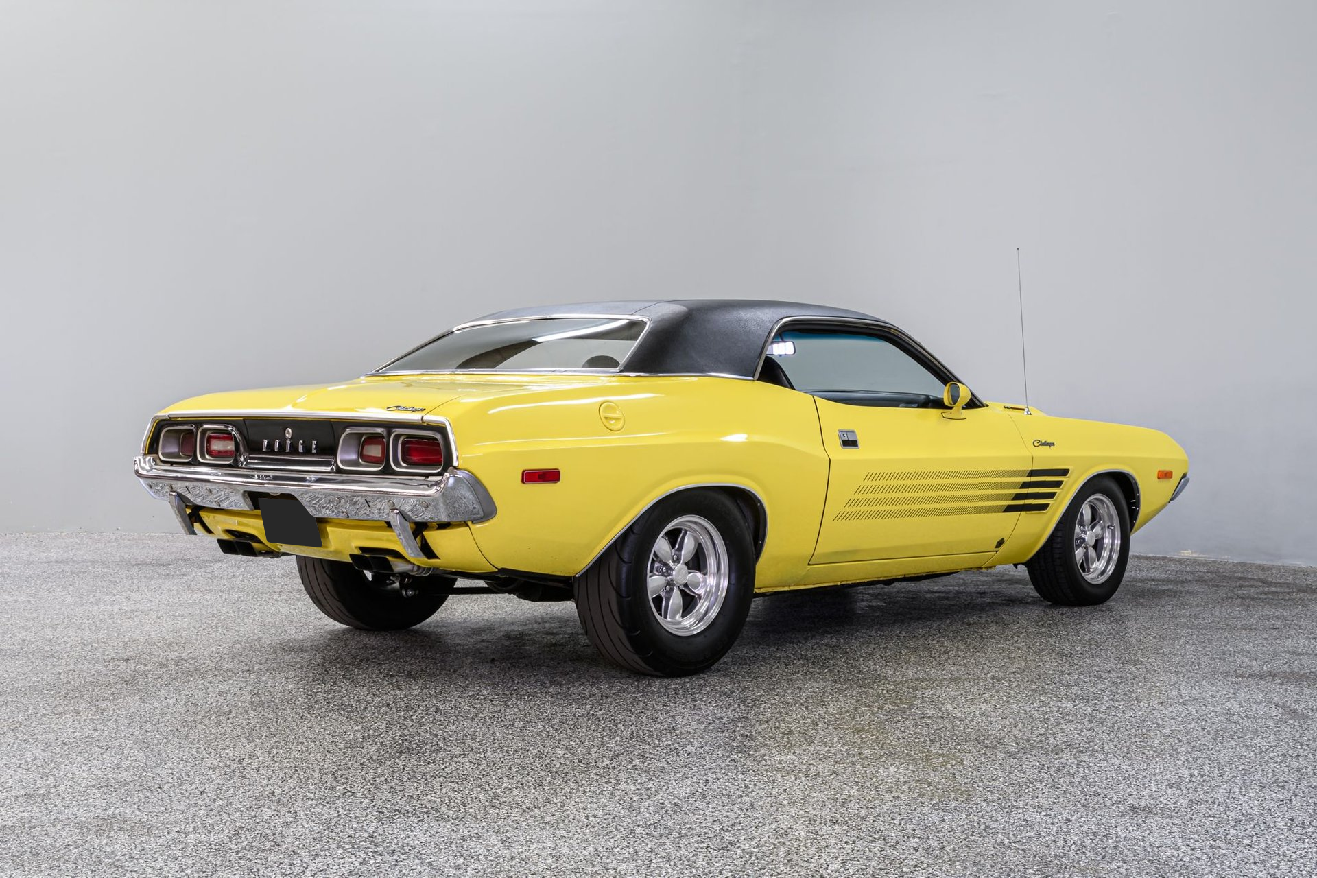 1973 Dodge Challenger - Image 8