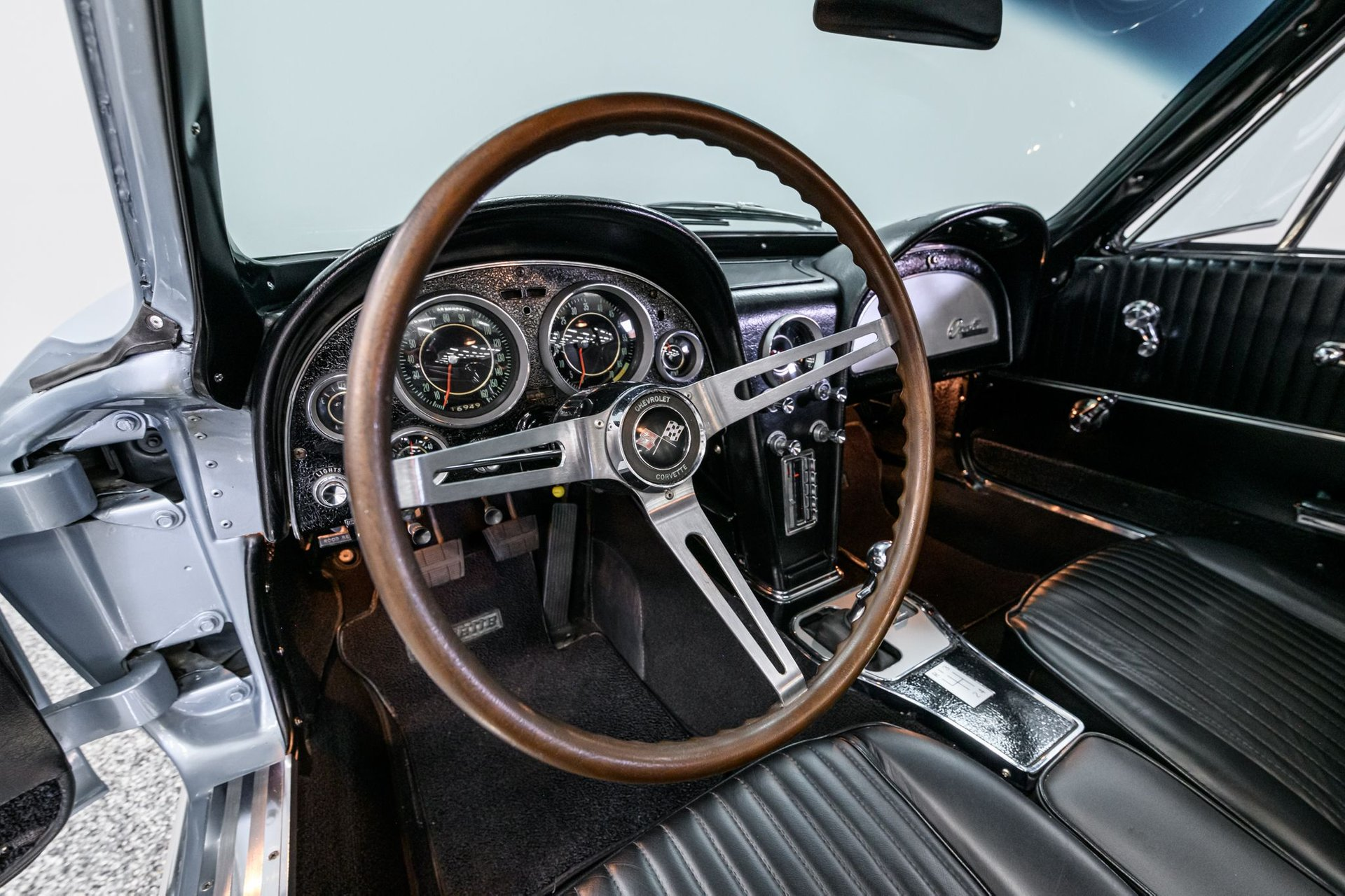 1964 Chevrolet Corvette - Image 5