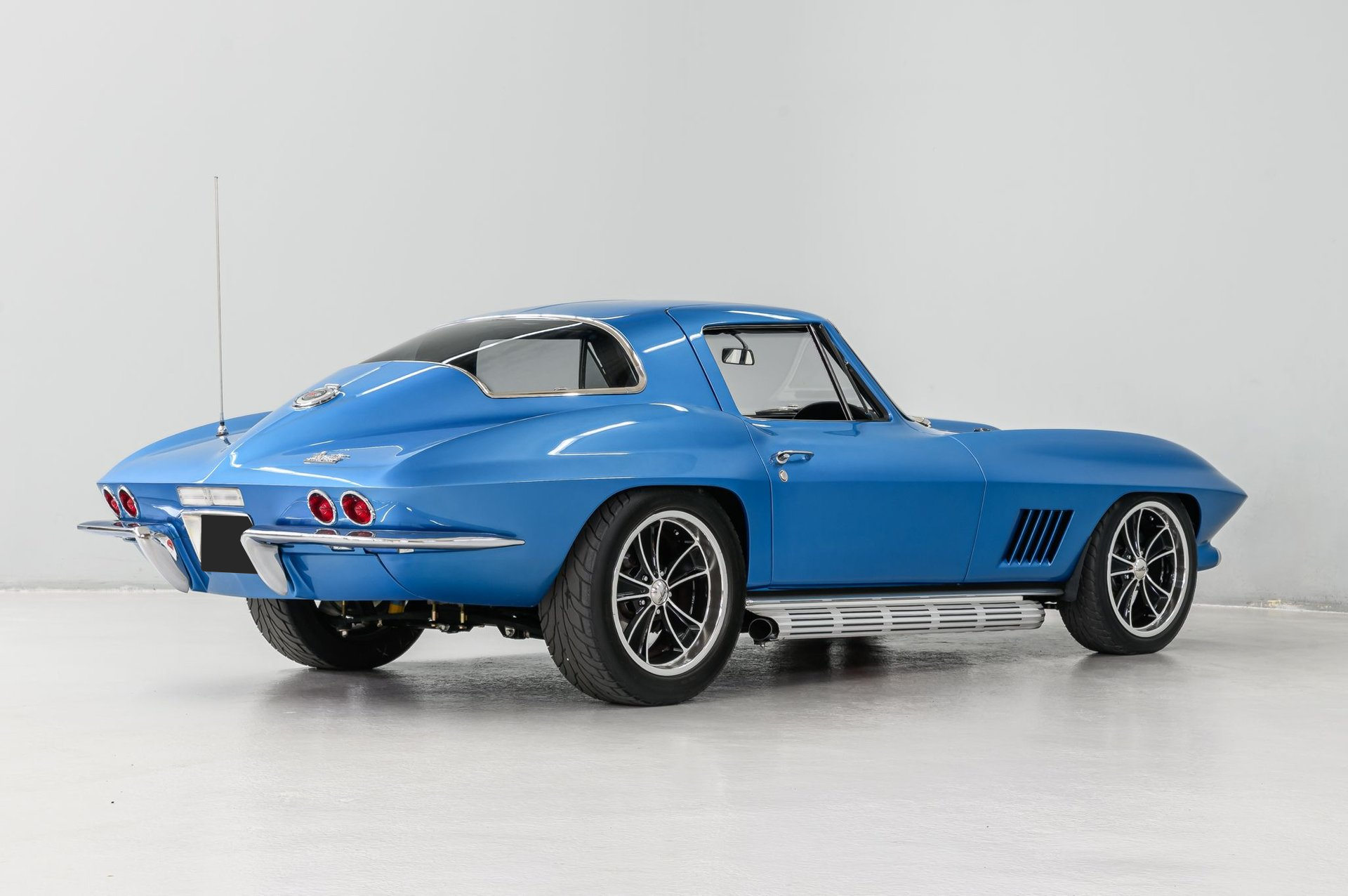 1967 Chevrolet Corvette - Image 5