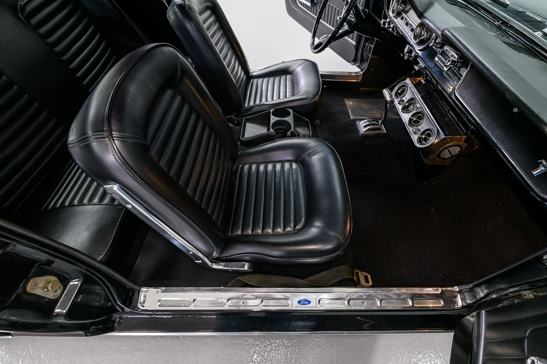 1965 Ford Mustang - Image 13