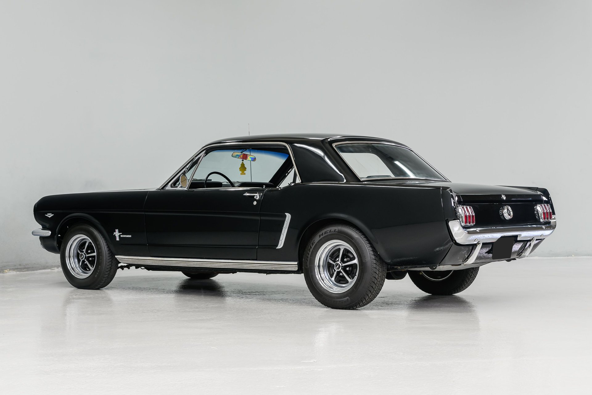 1965 Ford Mustang - Image 3