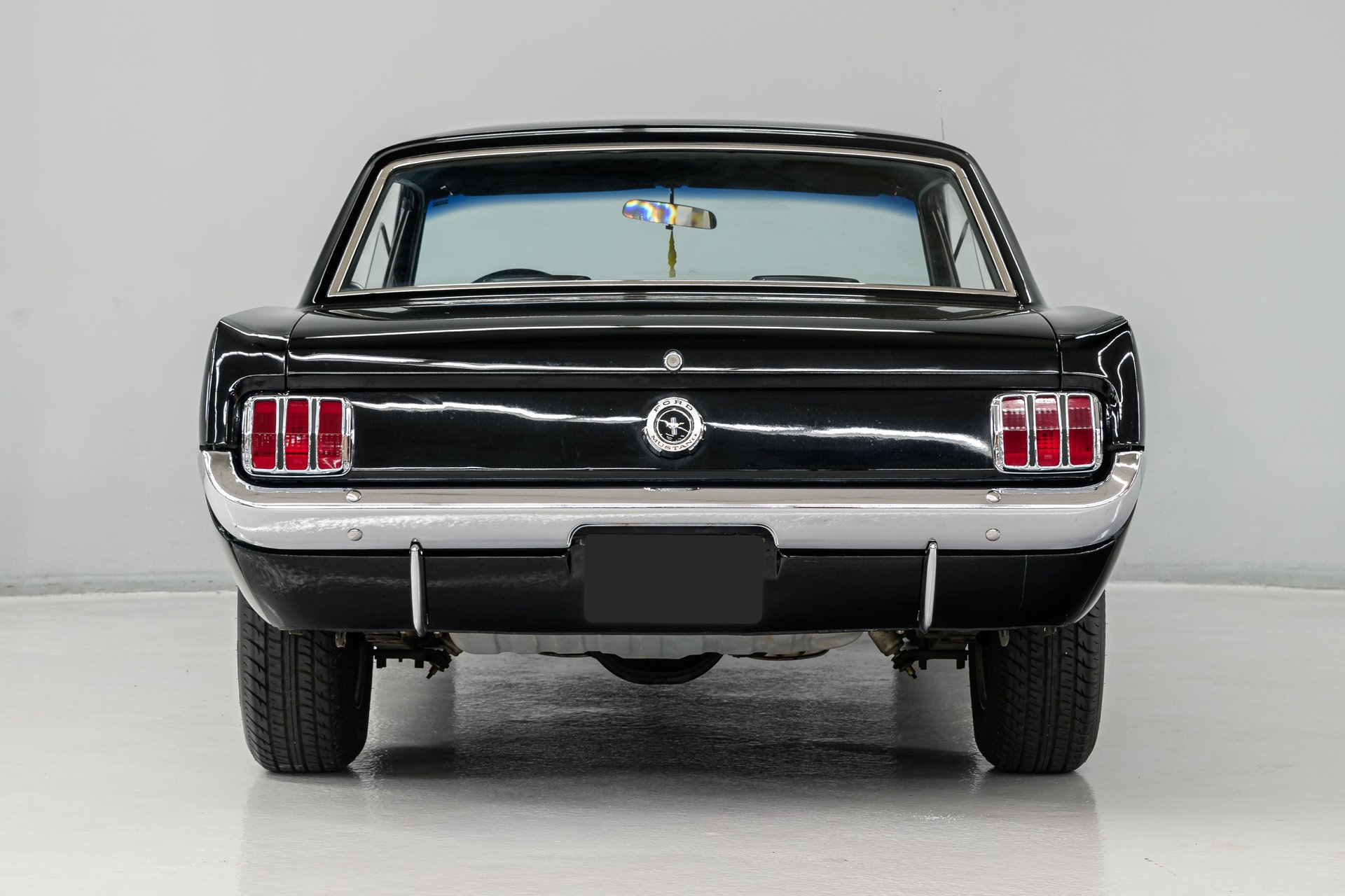 1965 Ford Mustang - Image 5