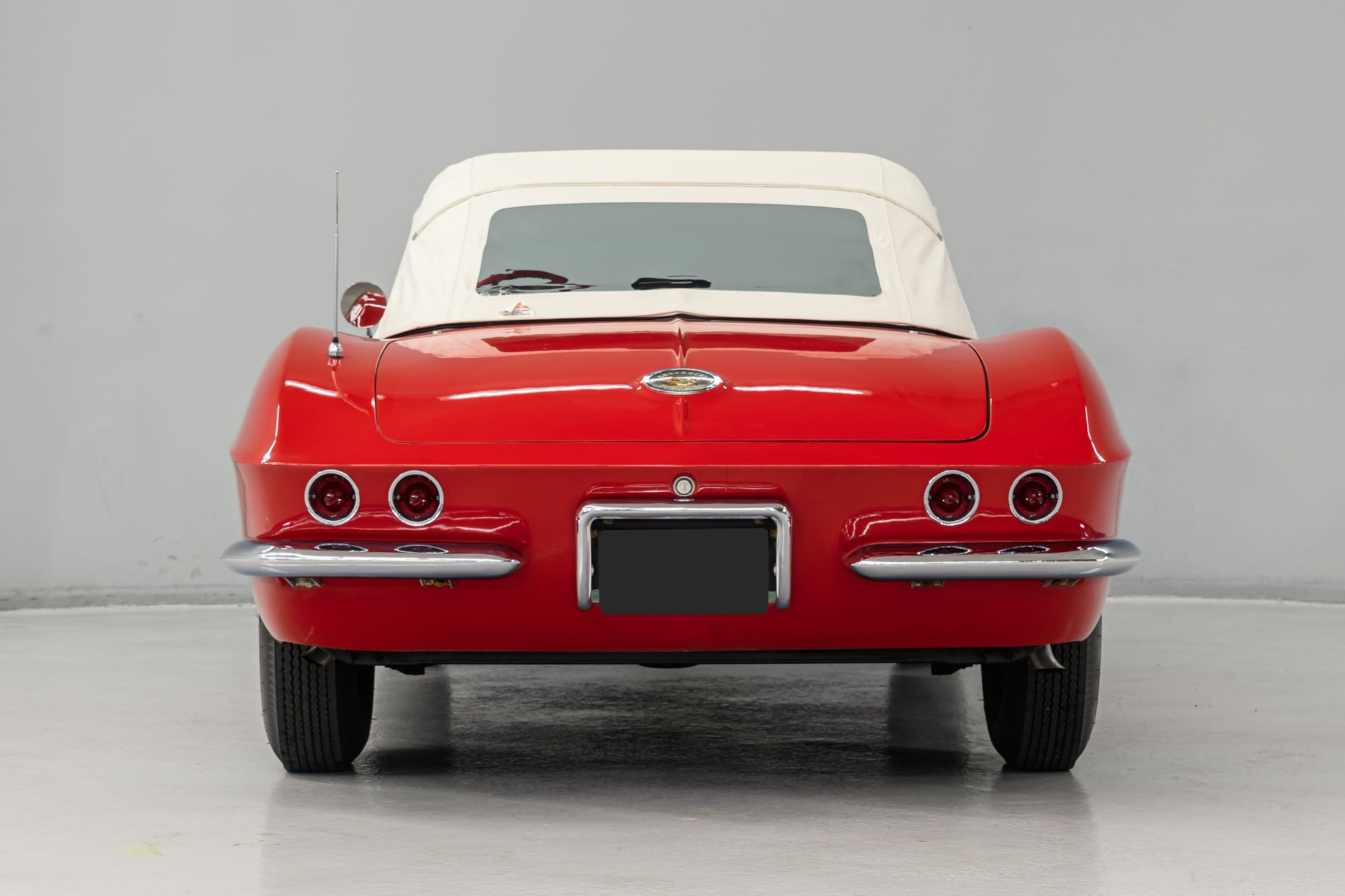 1962 Chevrolet Corvette - Image 4