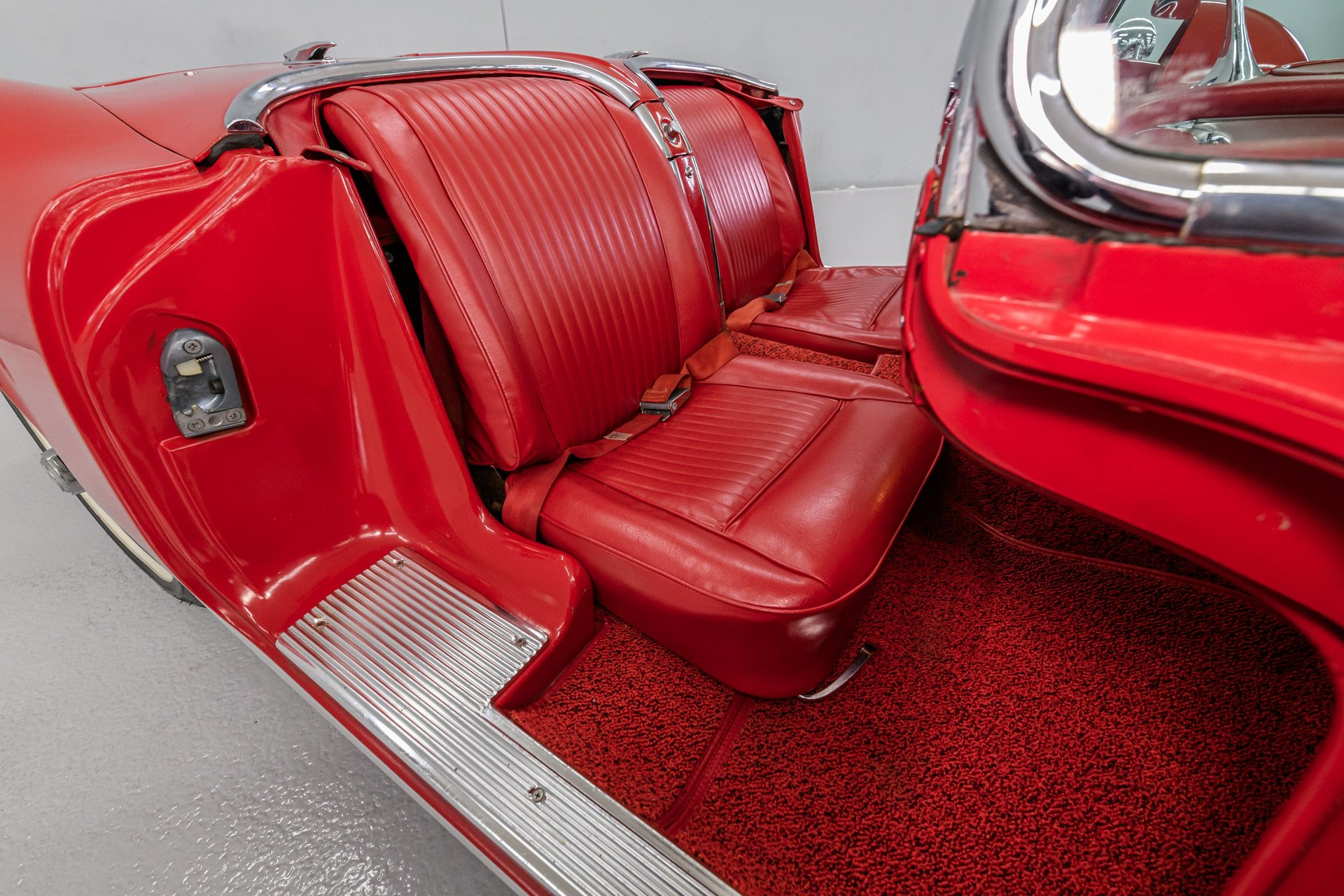 1962 Chevrolet Corvette - Image 9