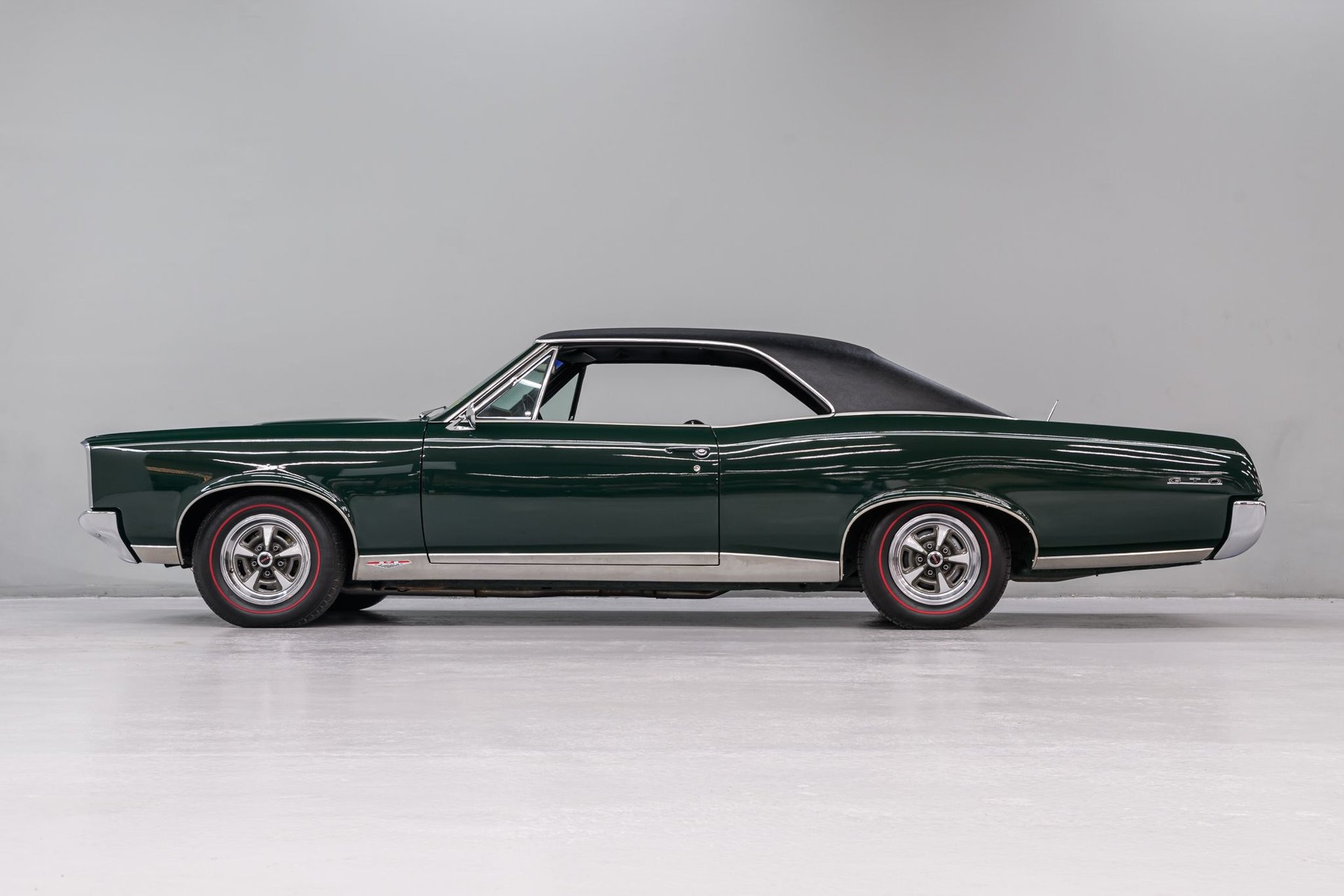 1967 Pontiac GTO - Image 4