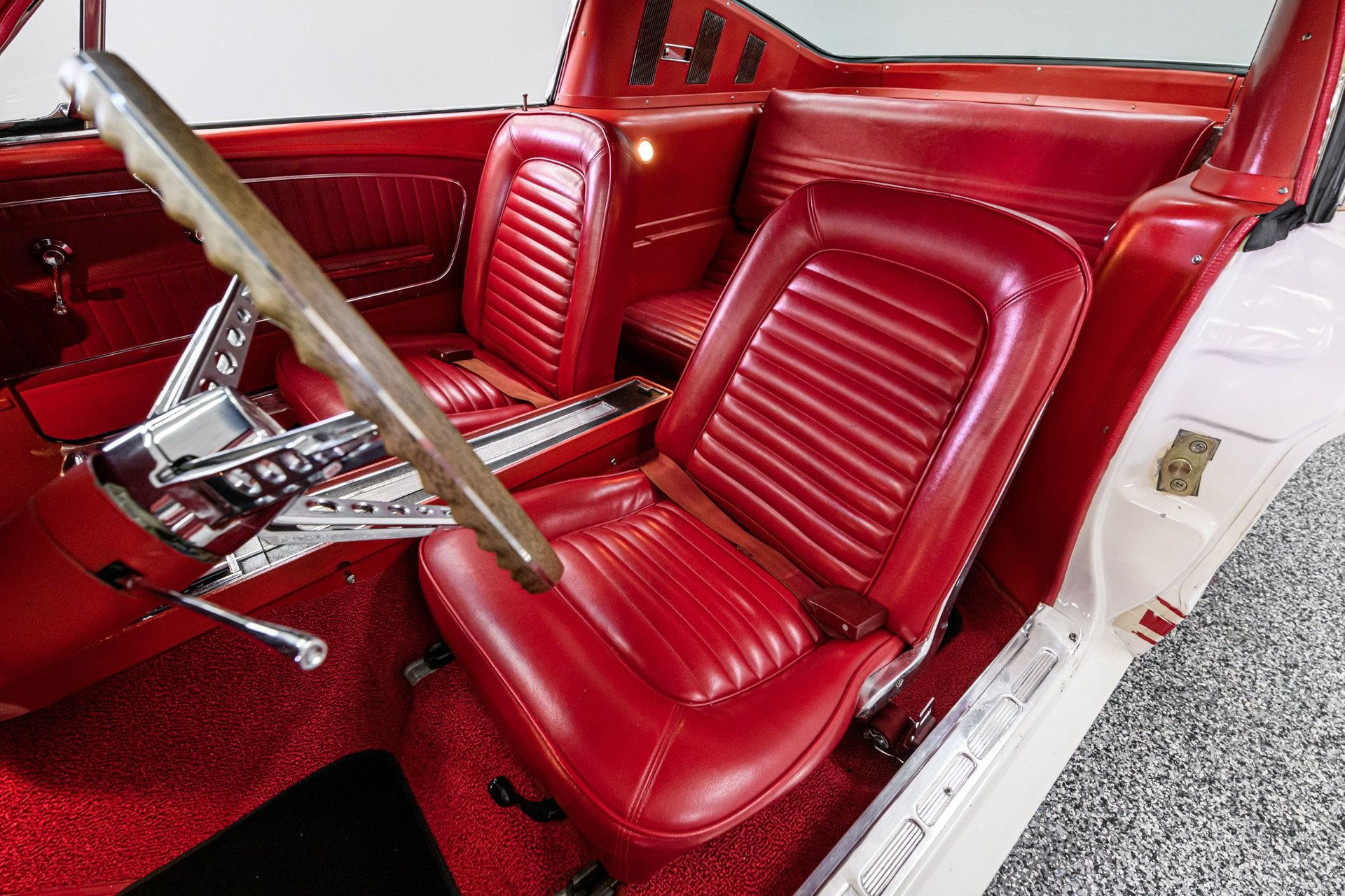 1965 Ford Mustang - Image 12