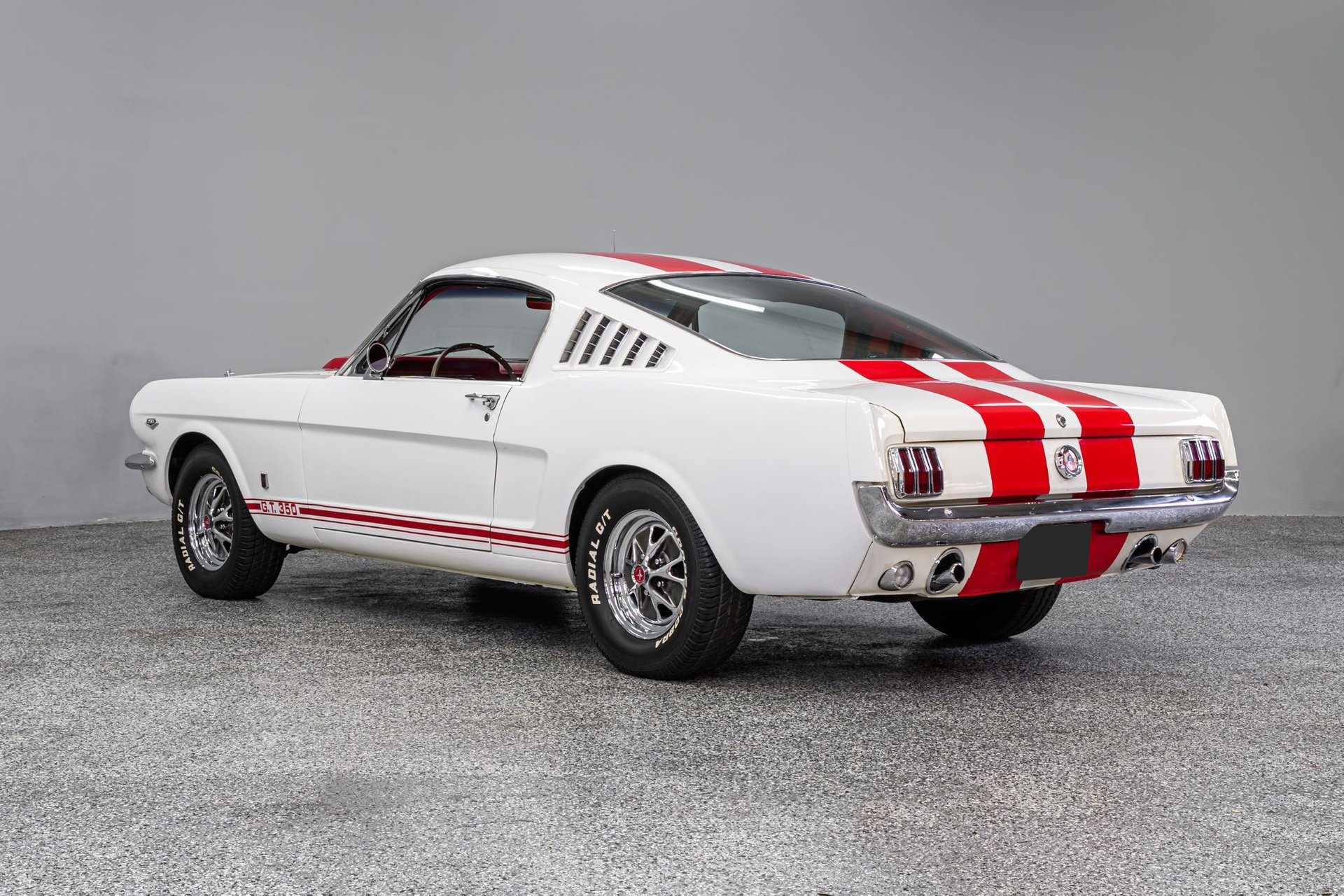 1965 Ford Mustang - Image 8